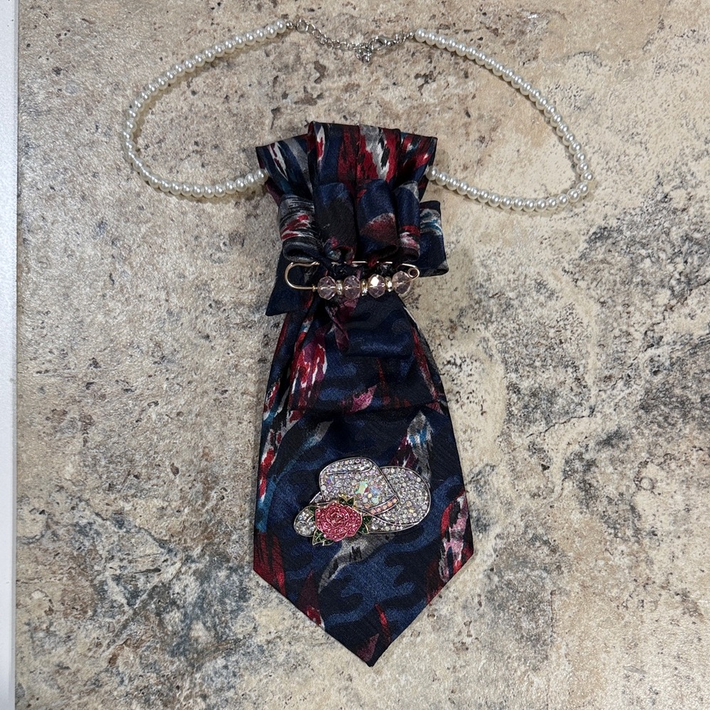 Elegant red, navy, pink & gray and Tie Necklace with Cowgirl Hat Brooch